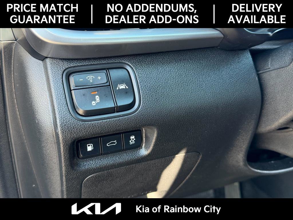 Used 2020 Kia Optima Premium w/ Paint Protection Package image 13