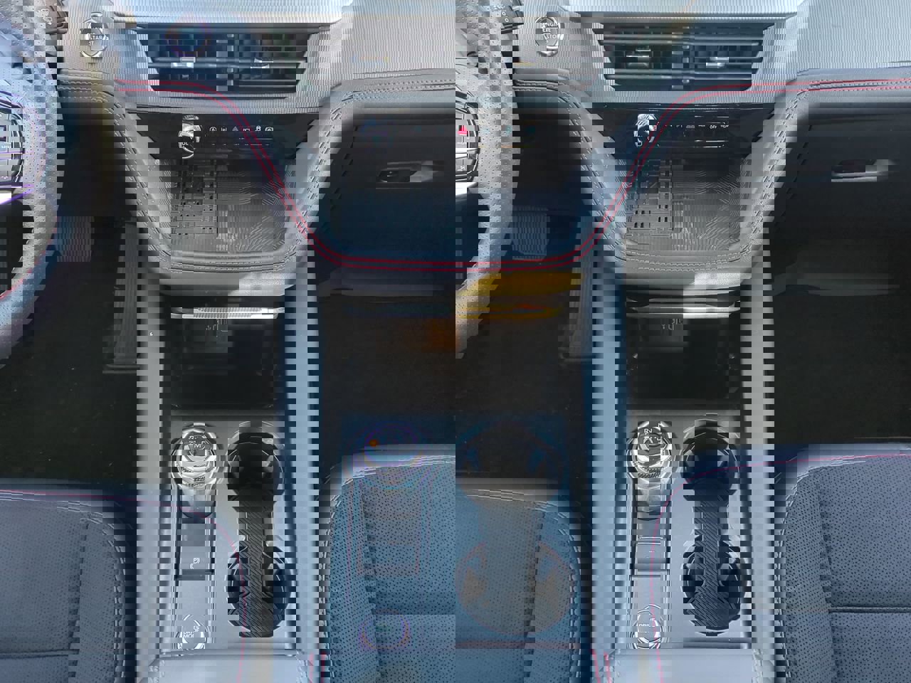 Used 2025 Ford Explorer ST image 19