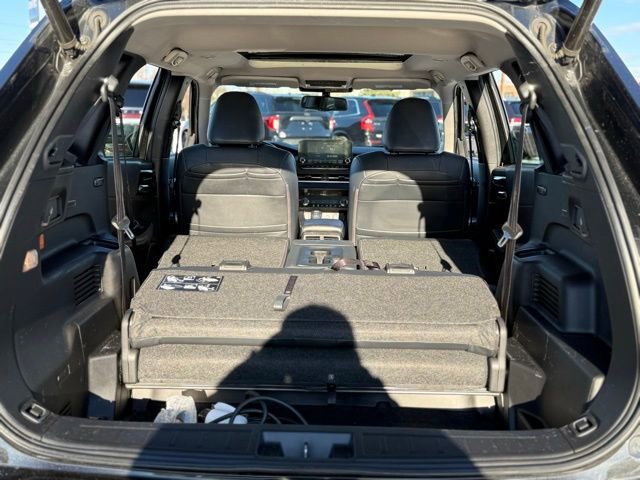 Used 2023 Mitsubishi Outlander SE image 26