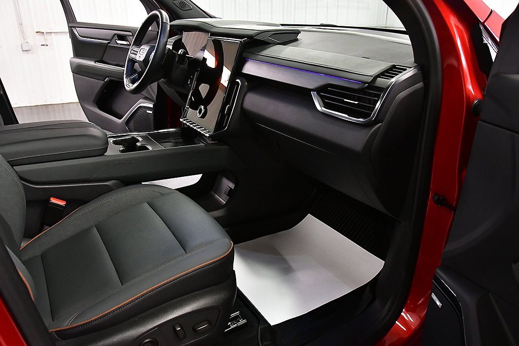 Used 2024 GMC Acadia AT4 w/ LPO, Floor Liner Package image 27