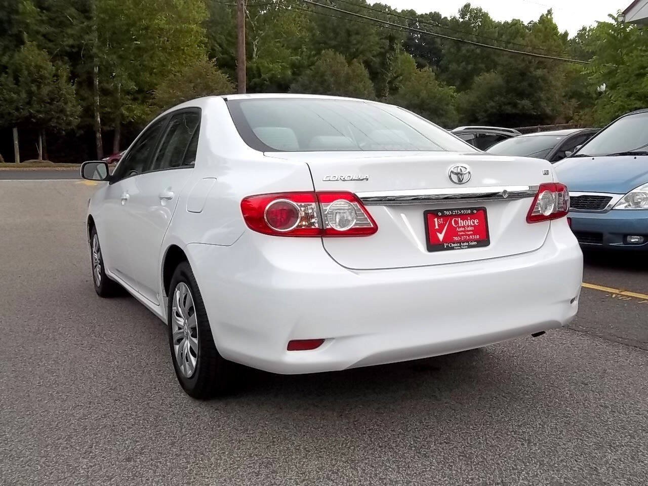 Used 2012 Toyota Corolla LE FWD image 3