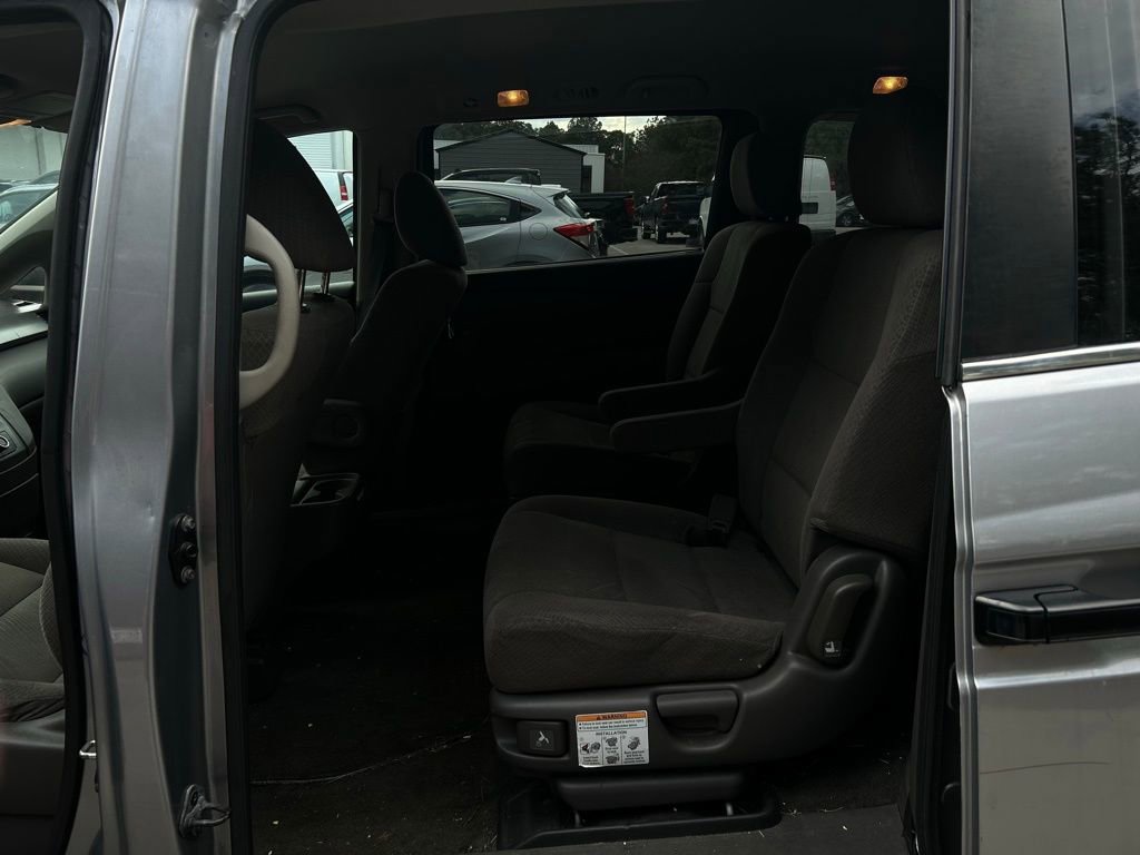 Used 2016 Honda Odyssey LX image 10