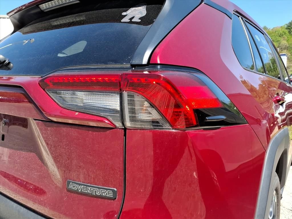 Used 2019 Toyota RAV4 Adventure w/ Cold Weather Package AWD/4WD image 15