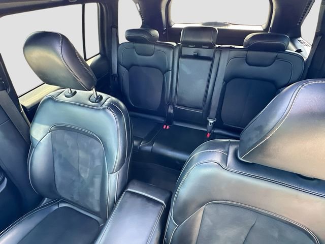 Used 2023 Jeep Grand Cherokee Altitude AWD/4WD image 21