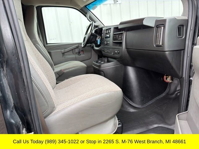 Used 2022 GMC Savana 2500 w/ Communications Package RWD image 36