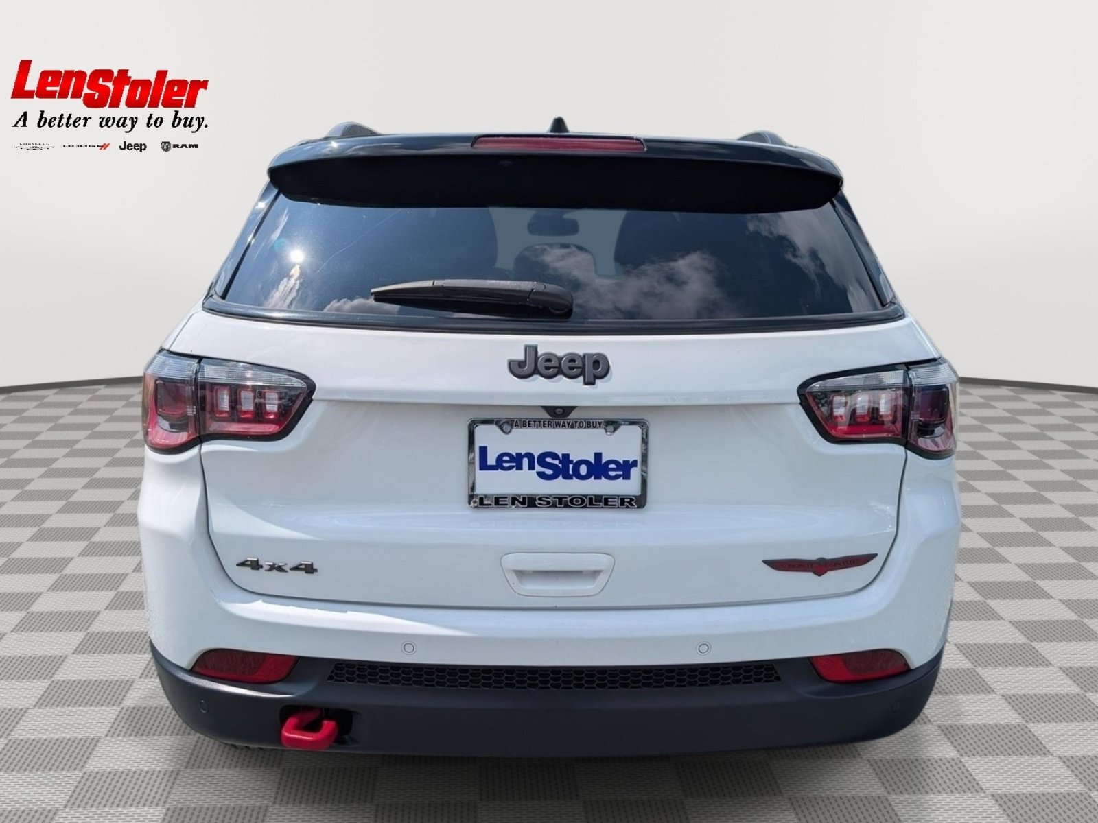 Used 2023 Jeep Compass Trailhawk AWD/4WD image 4