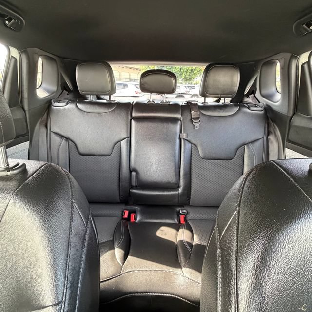 Used 2024 Jeep Compass Latitude AWD/4WD image 31