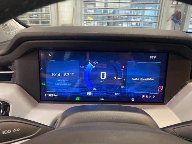New 2027 Chevrolet Bolt LT w/ Comfort Package FWD image 15
