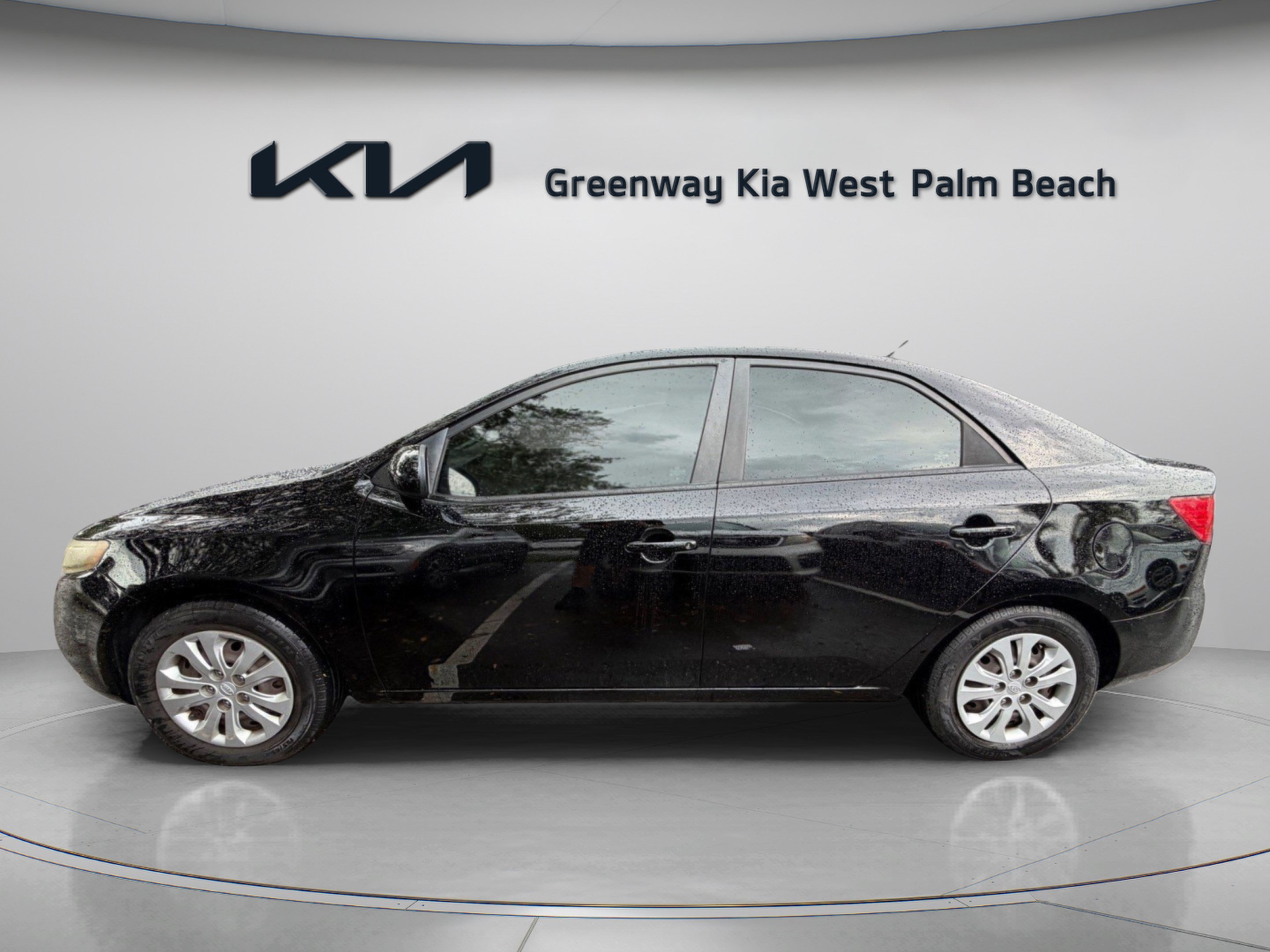 Used 2011 Kia Forte LX FWD image 8