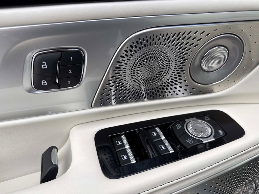 New 2026 Lincoln Nautilus Black Label AWD/4WD image 19