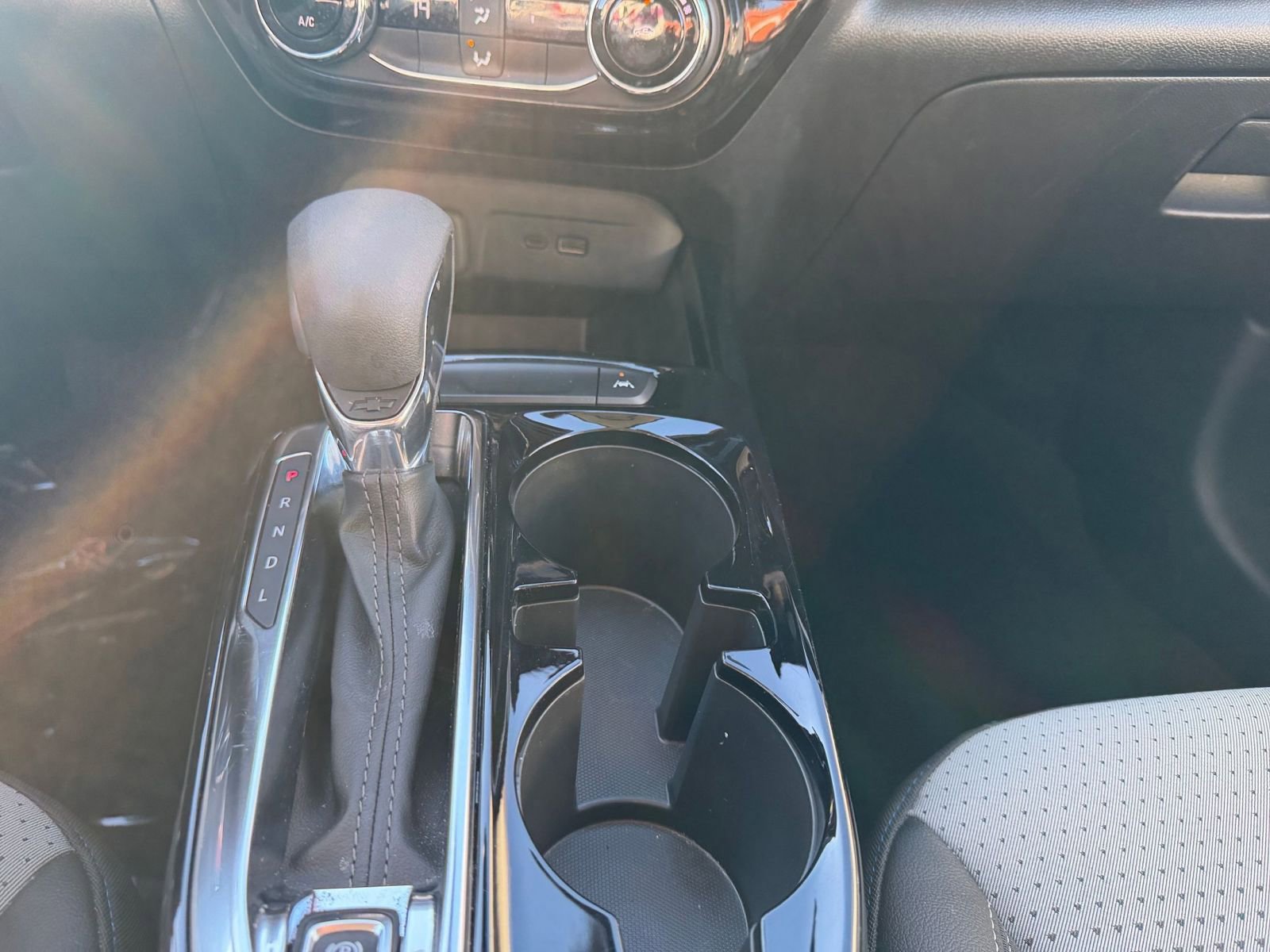 Used 2025 Chevrolet Trax LT image 40