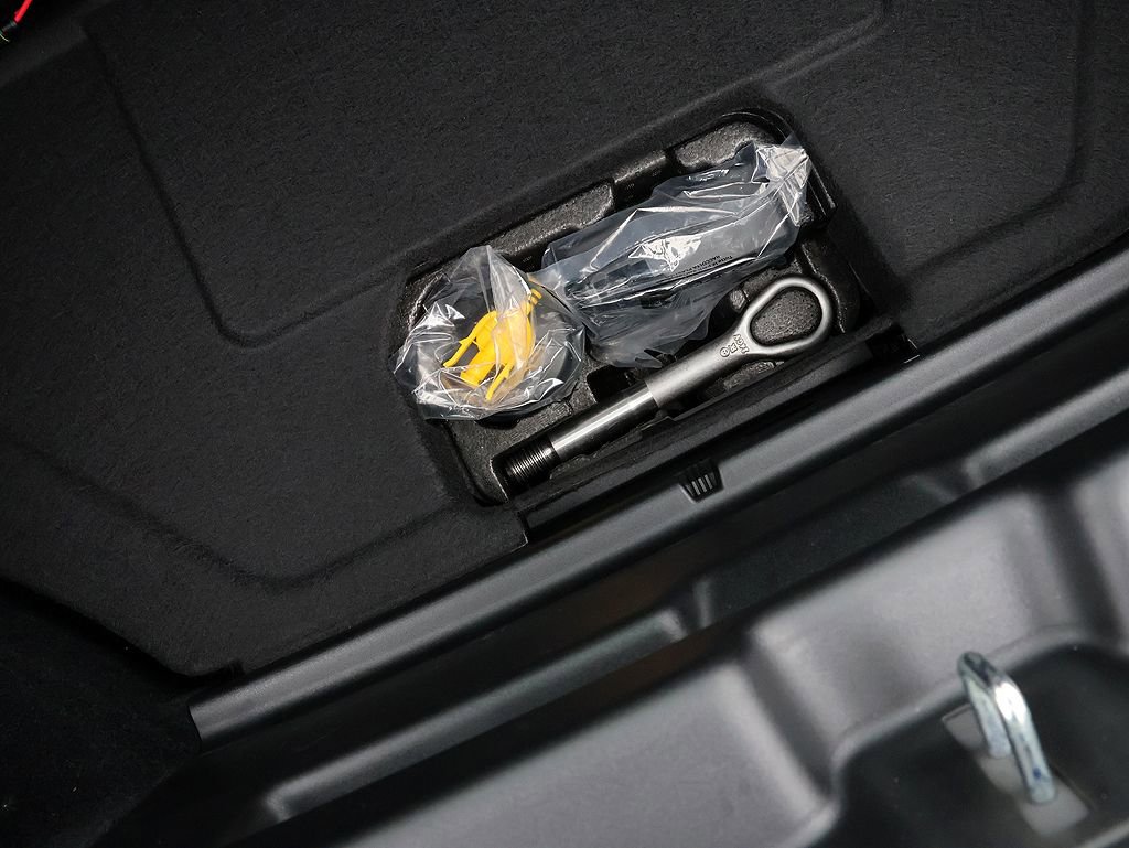 Used 2025 Mercedes-Benz AMG GT 63 image 99