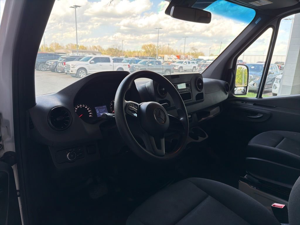Used 2021 Mercedes-Benz Sprinter 2500 image 5