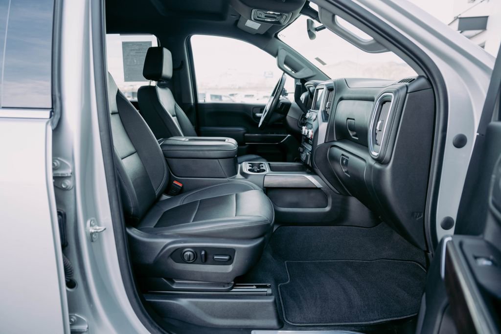 Used 2021 GMC Sierra 2500 SLT w/ SLT Convenience Package image 22