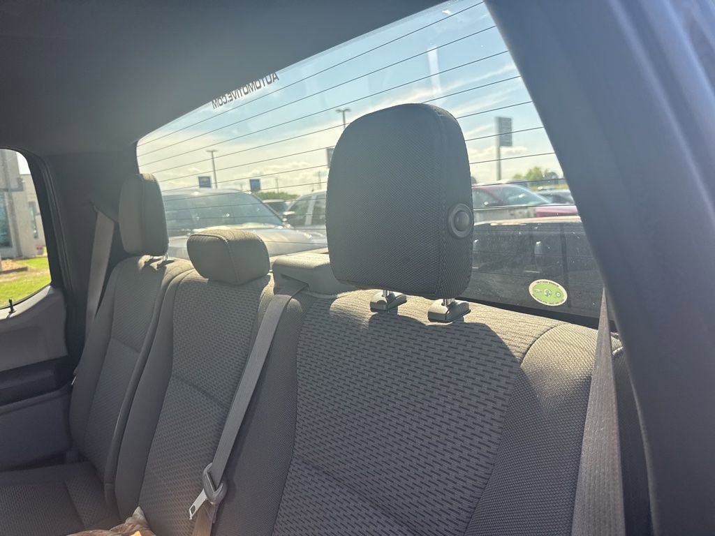 Used 2019 Ford F150 XLT w/ Equipment Group 302A Luxury AWD/4WD image 11