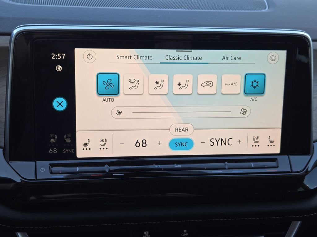 New 2026 Volkswagen Atlas SE image 15