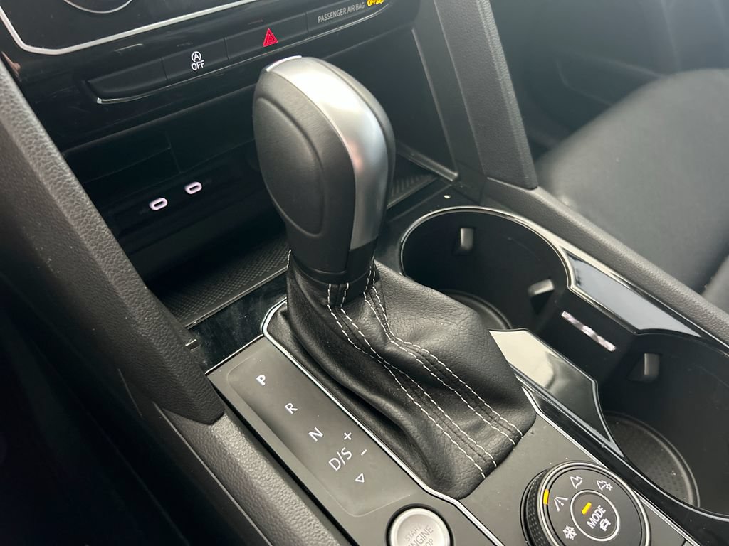 Certified 2021 Volkswagen Atlas SEL R-Line AWD/4WD image 32