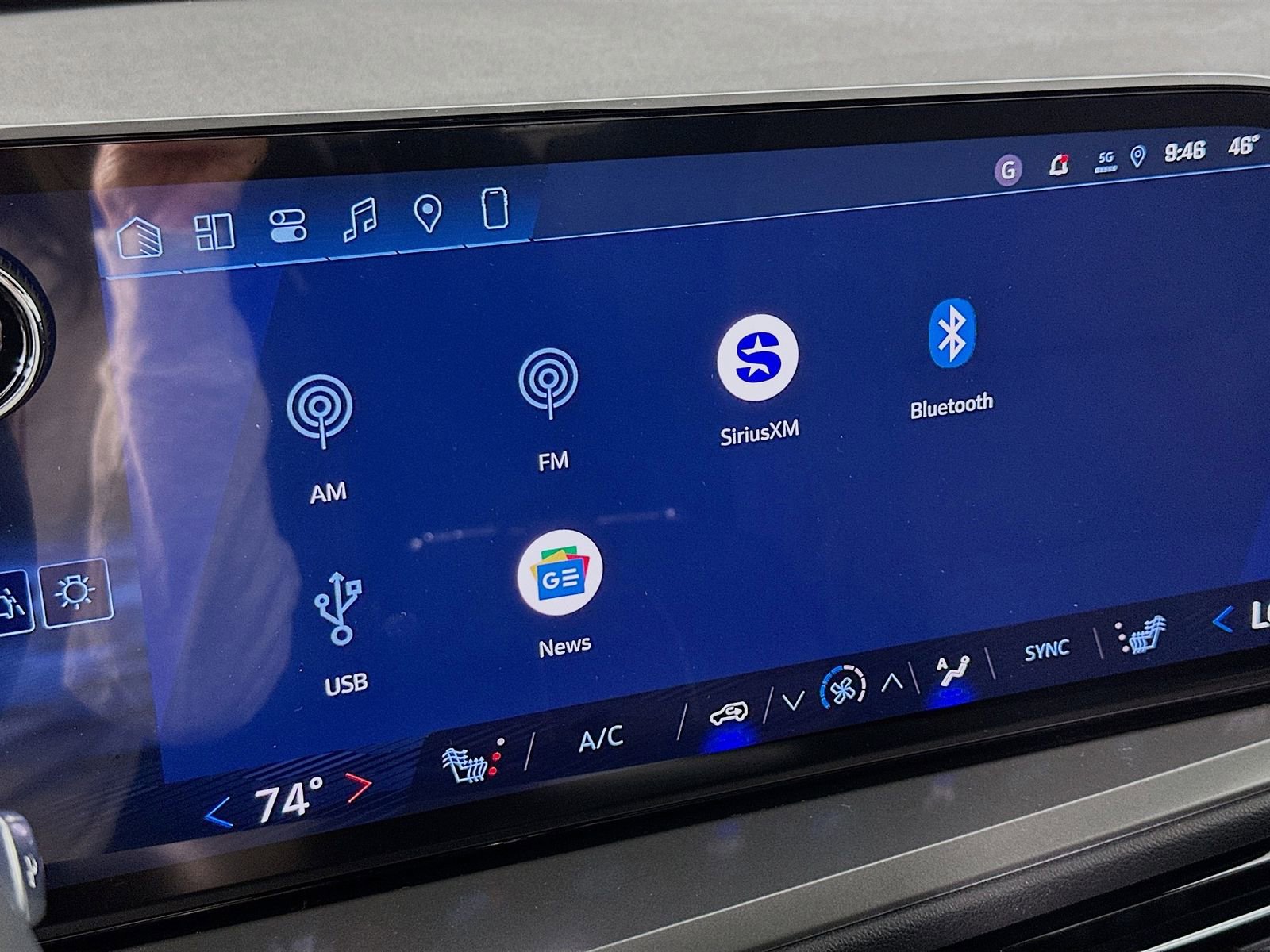 New 2026 Chevrolet Traverse LT image 15