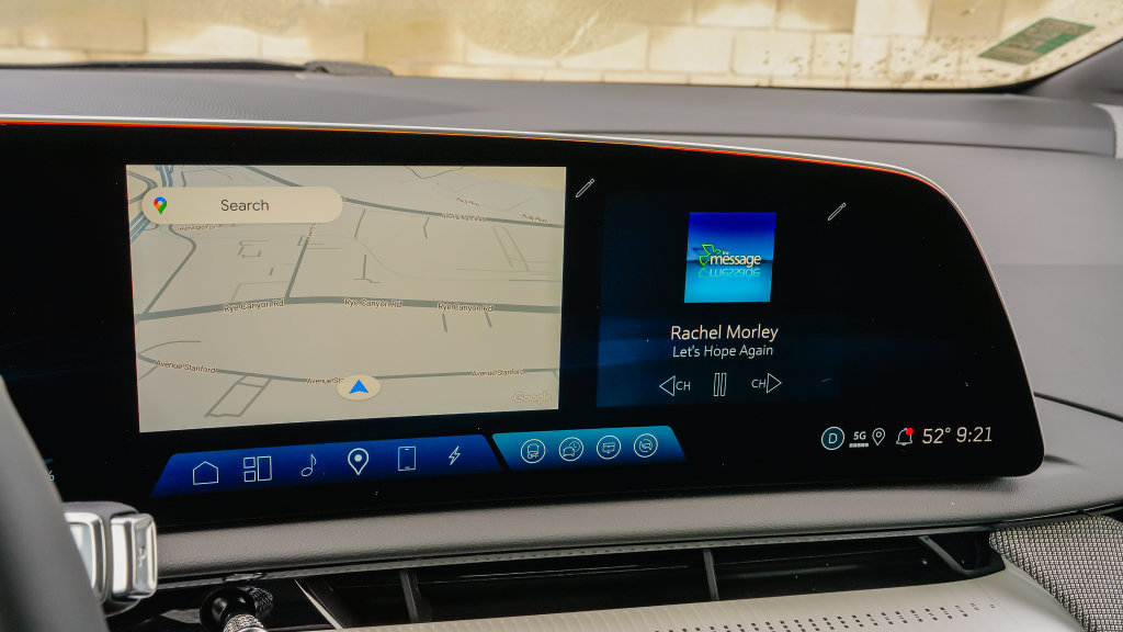 New 2027 Cadillac Optiq Luxury AWD/4WD image 16
