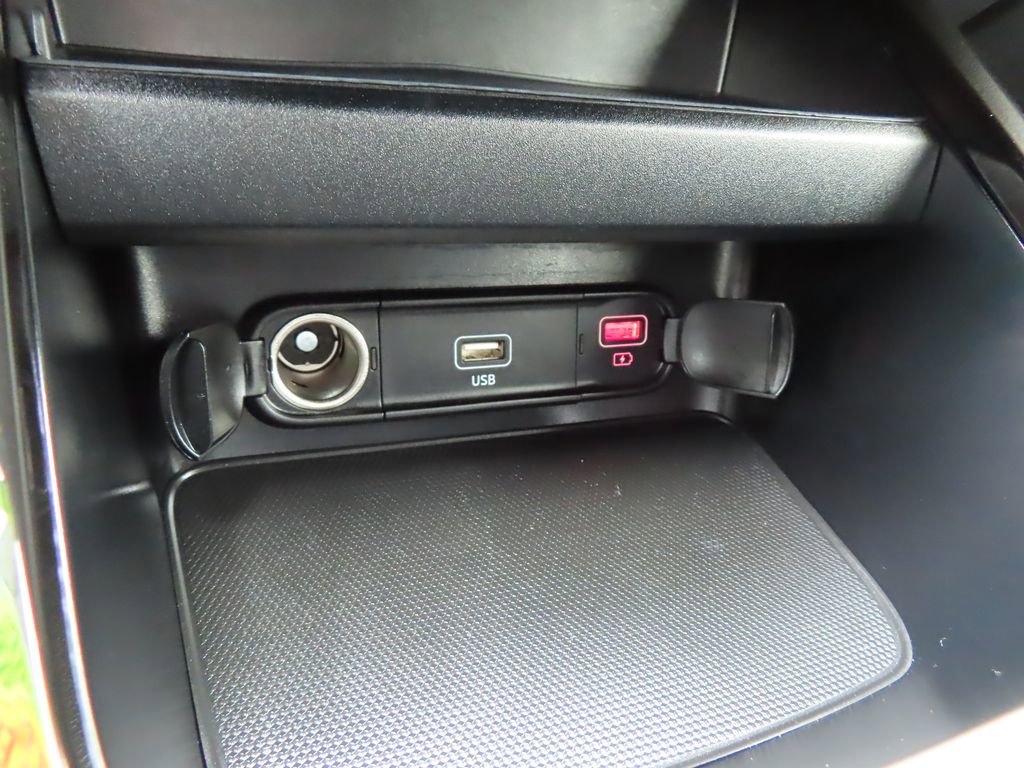 Certified 2024 Kia Forte GT-Line image 7