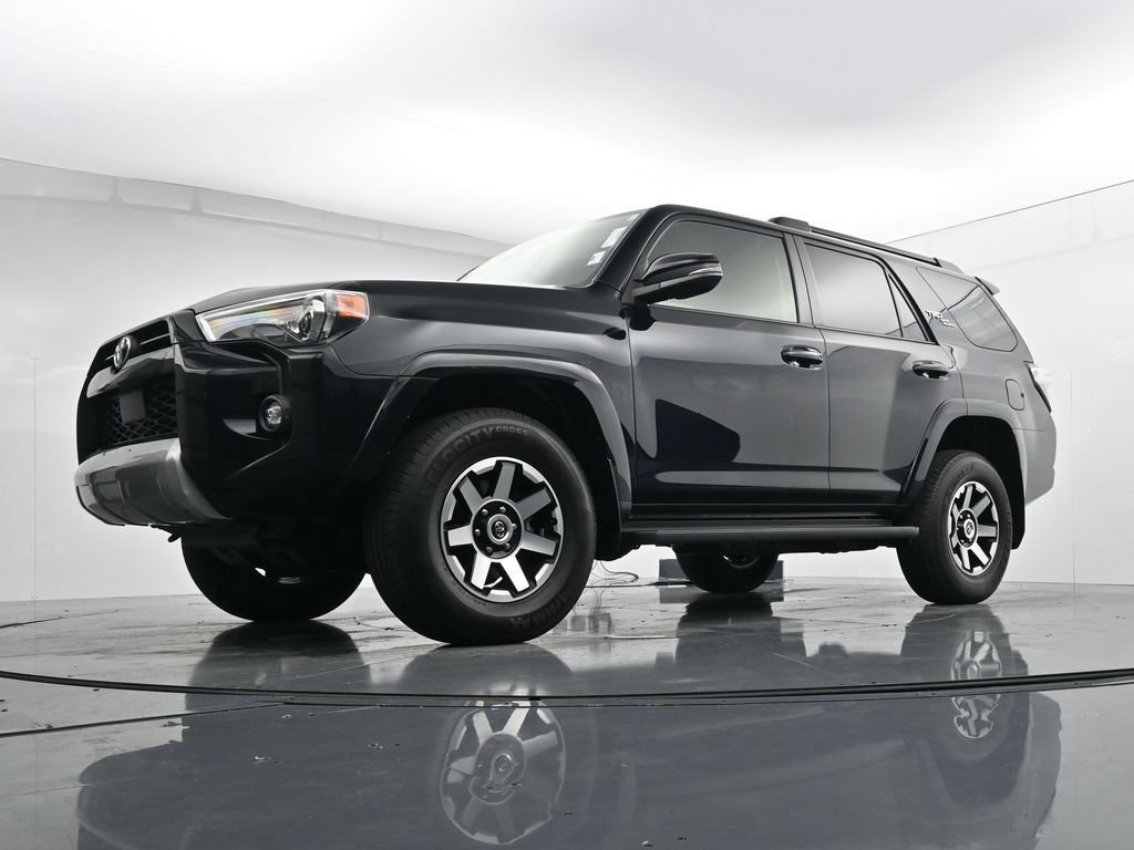 Used 2023 Toyota 4Runner TRD Off-Road Premium AWD/4WD image 39