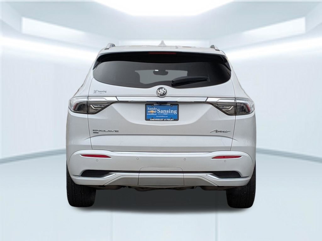 Used 2023 Buick Enclave Avenir w/ Avenir Technology Package image 5