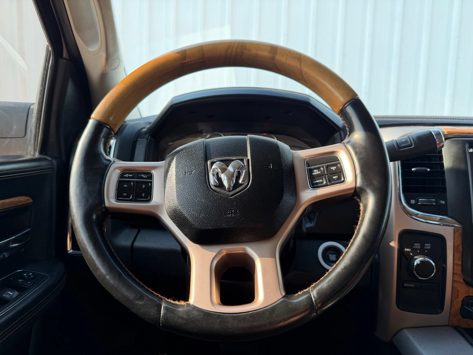 Used 2018 RAM 3500 Laramie Longhorn AWD/4WD image 13