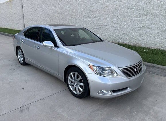 Used 2008 Lexus LS 460 RWD image 1