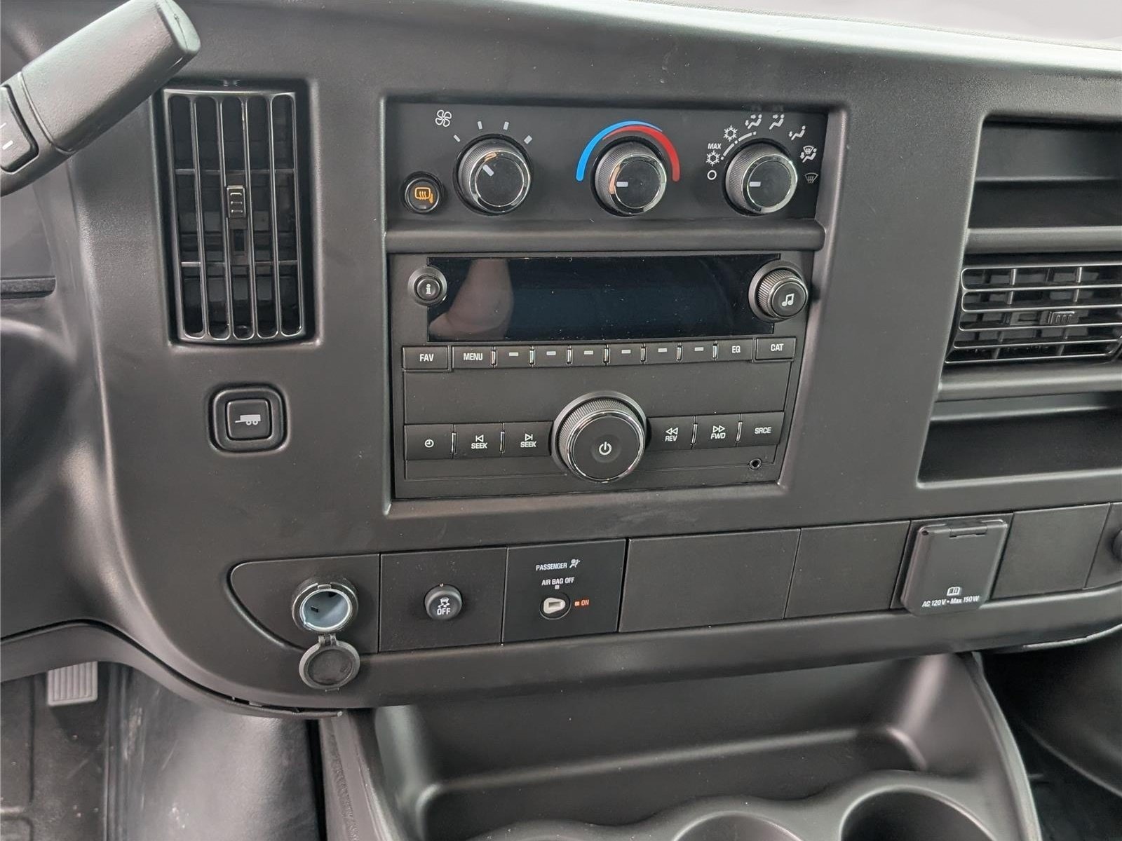 New 2026 Chevrolet Express 3500 RWD image 12