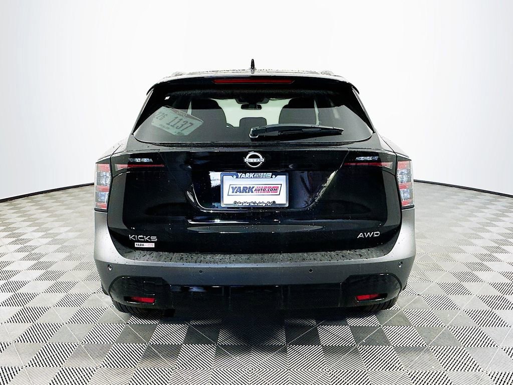 New 2026 Nissan Kicks SV w/ SV Premium Package image 9