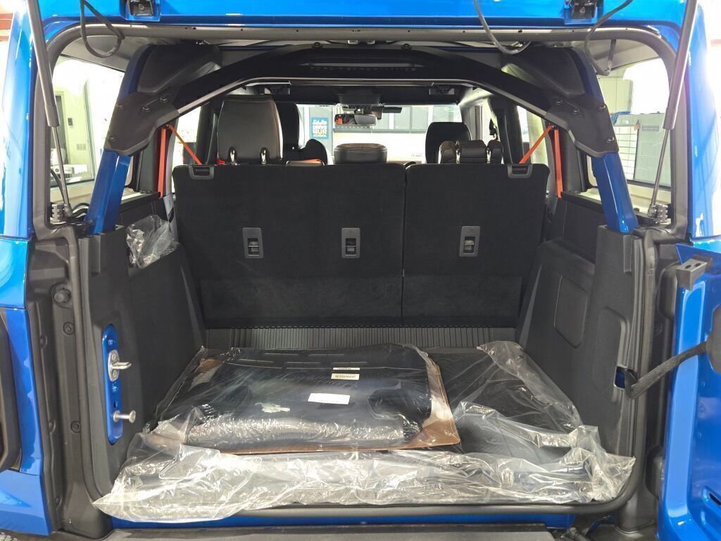 New 2025 Ford Bronco Raptor image 15