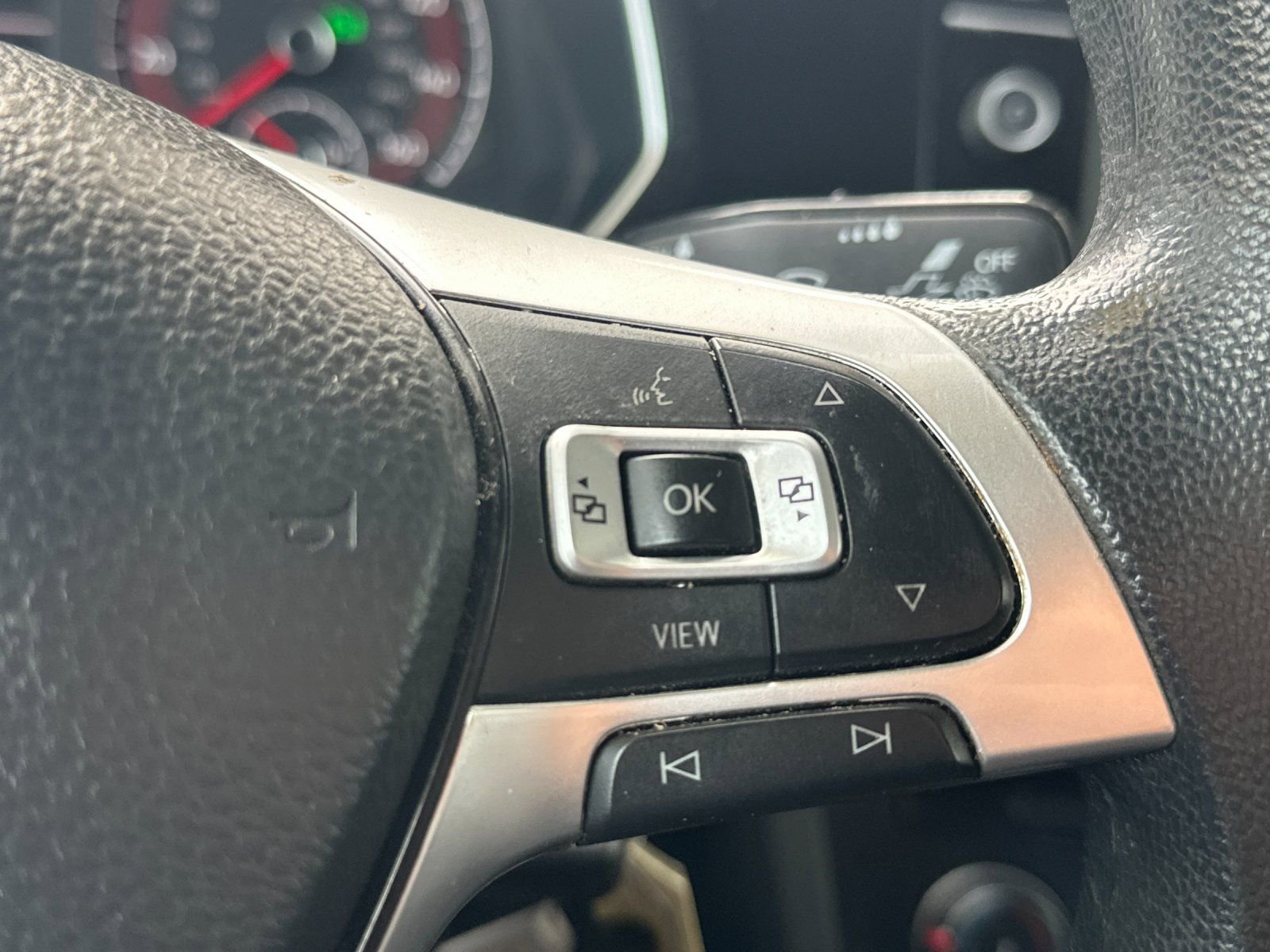 Used 2019 Volkswagen Jetta S w/ Driver Assistance Package FWD image 25