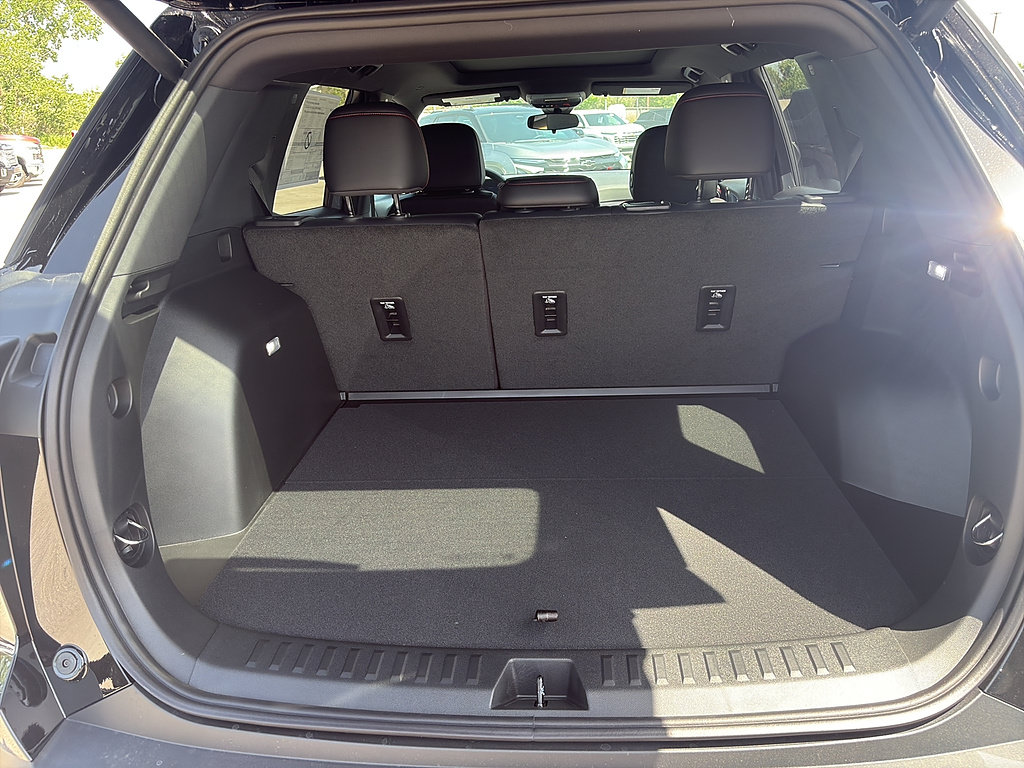 New 2027 Chevrolet Equinox RS w/ Convenience Package III AWD/4WD image 14