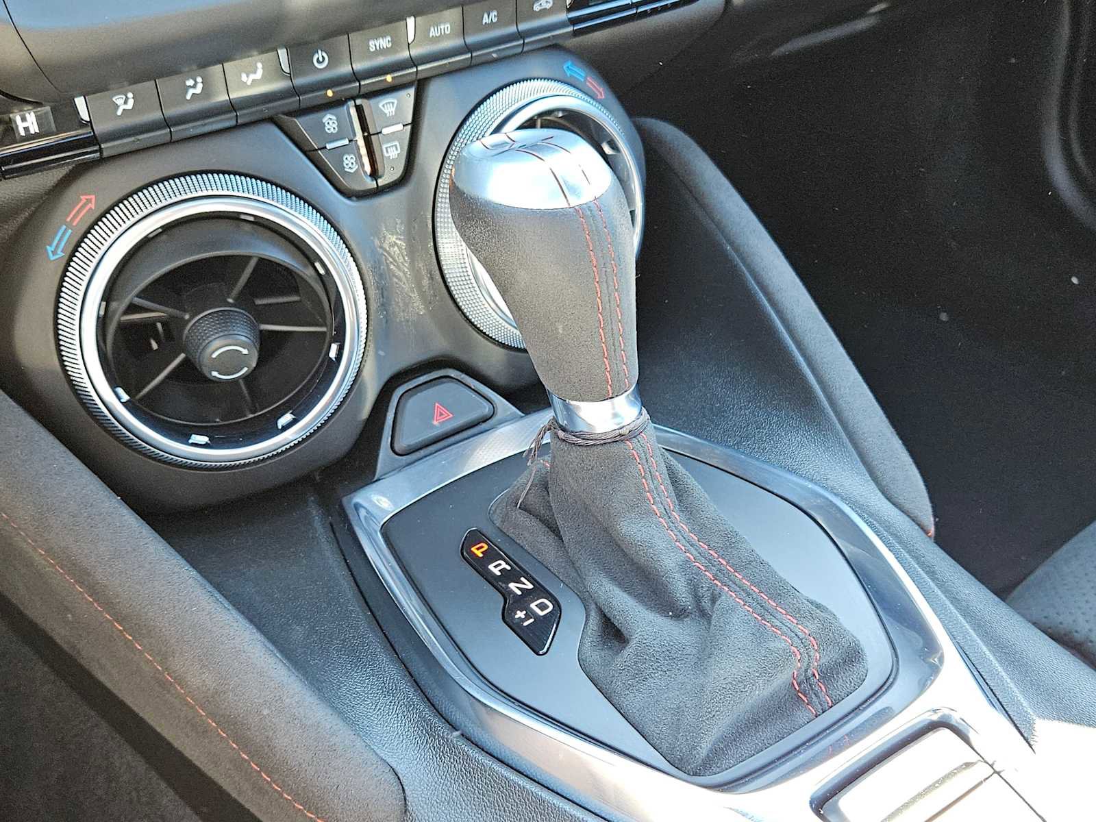 Used 2022 Chevrolet Camaro ZL1 image 30