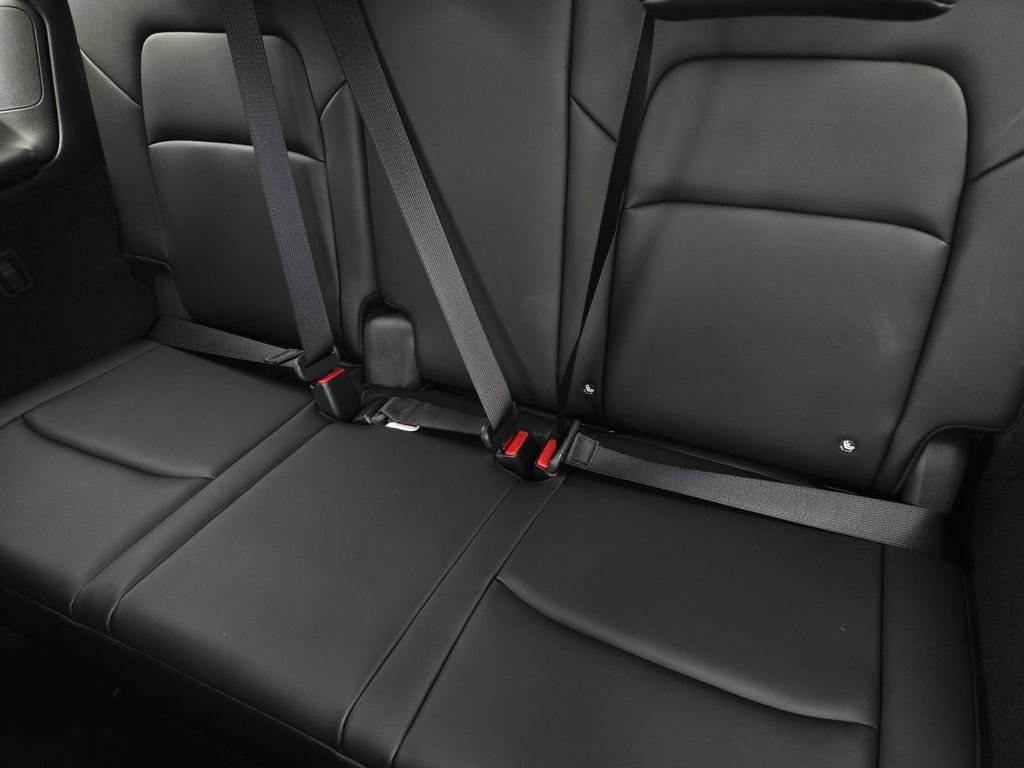 New 2026 Nissan Pathfinder SL image 14