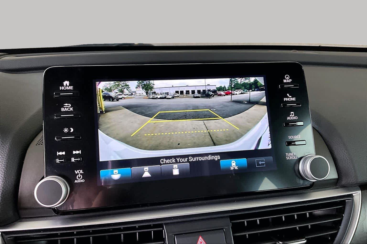 Used 2021 Honda Accord Touring image 29