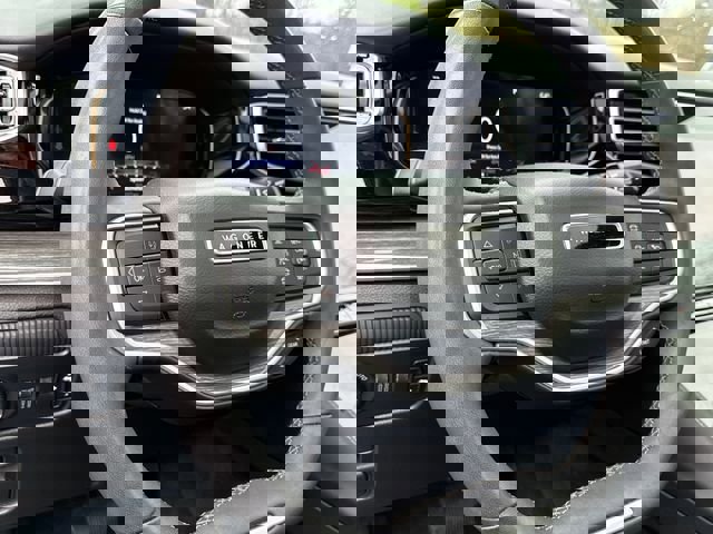 Used 2022 Jeep Wagoneer Series III w/ Premium Group I image 29