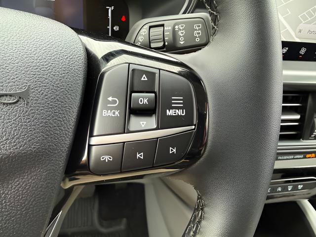 Used 2023 Ford Escape Active w/ Tech Pack #1 AWD/4WD image 19
