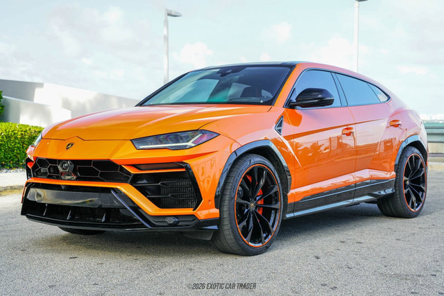 Used 2022 Lamborghini Urus image 14