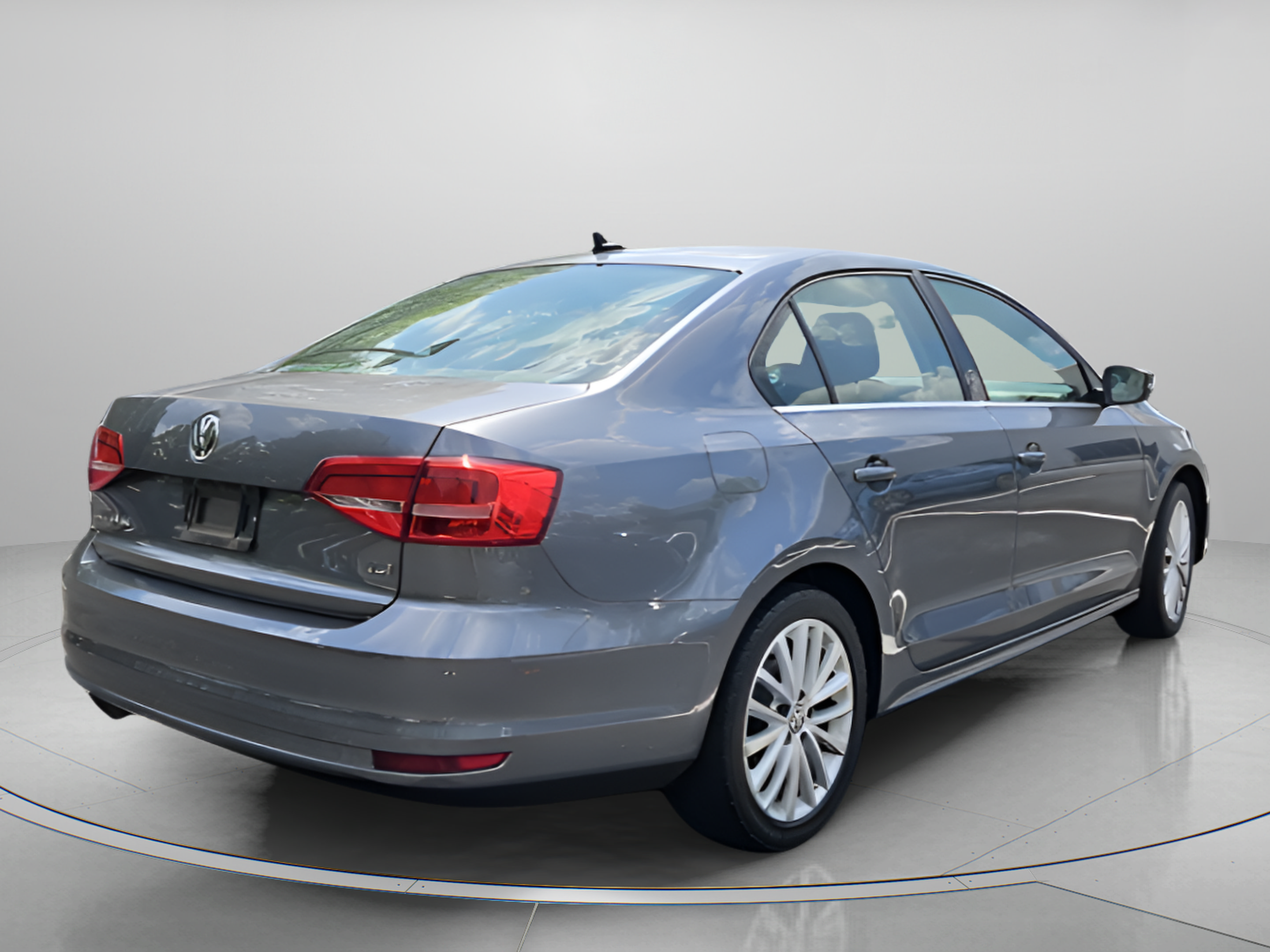 Used 2015 Volkswagen Jetta SE FWD image 5