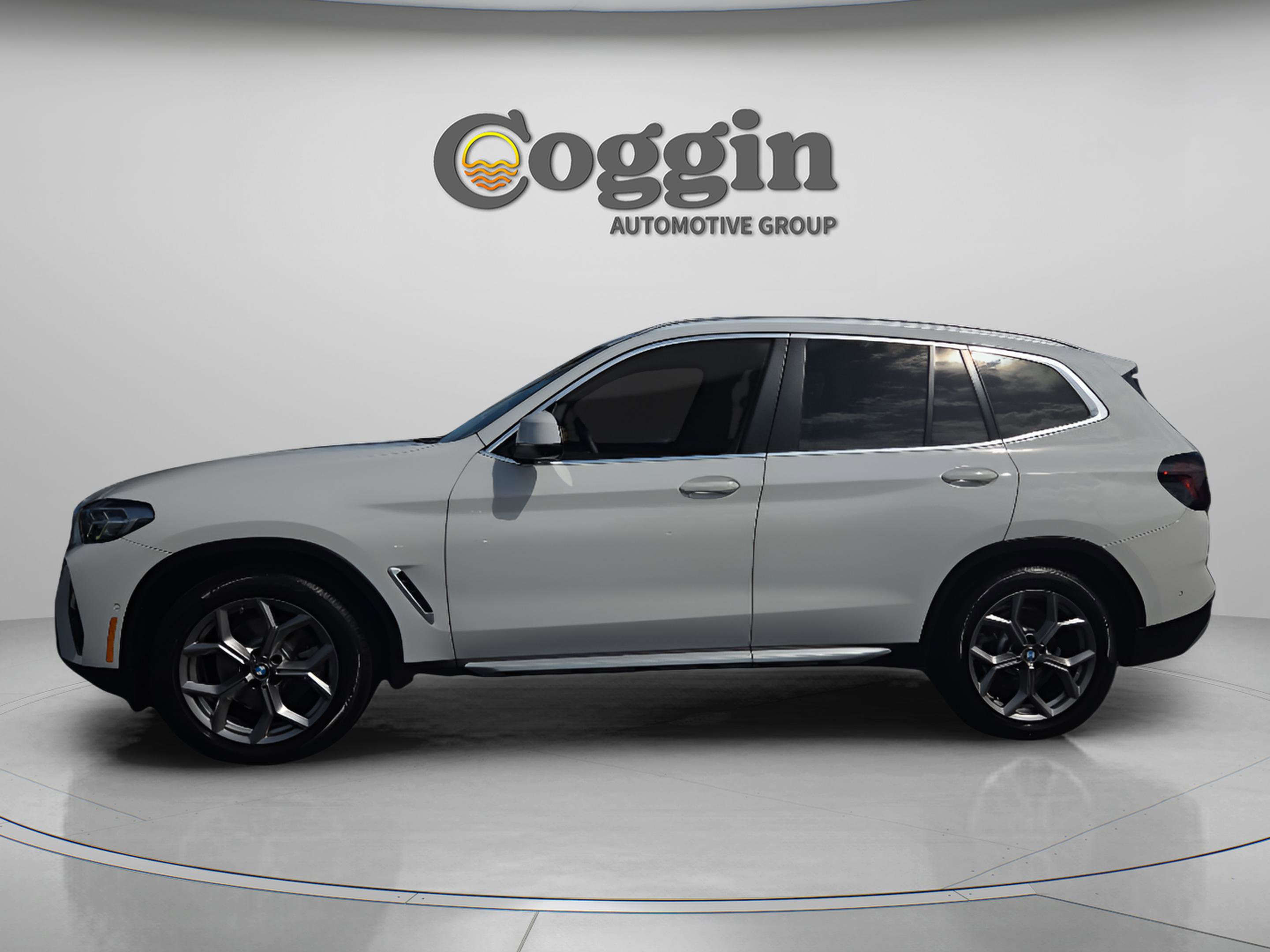 Certified 2023 BMW X3 xDrive30i w/ Convenience Package w/ZPA image 2