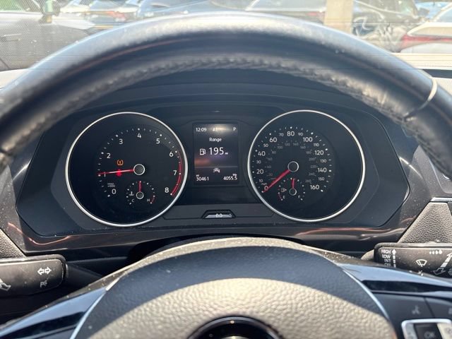 Used 2021 Volkswagen Tiguan SE R-Line FWD image 4
