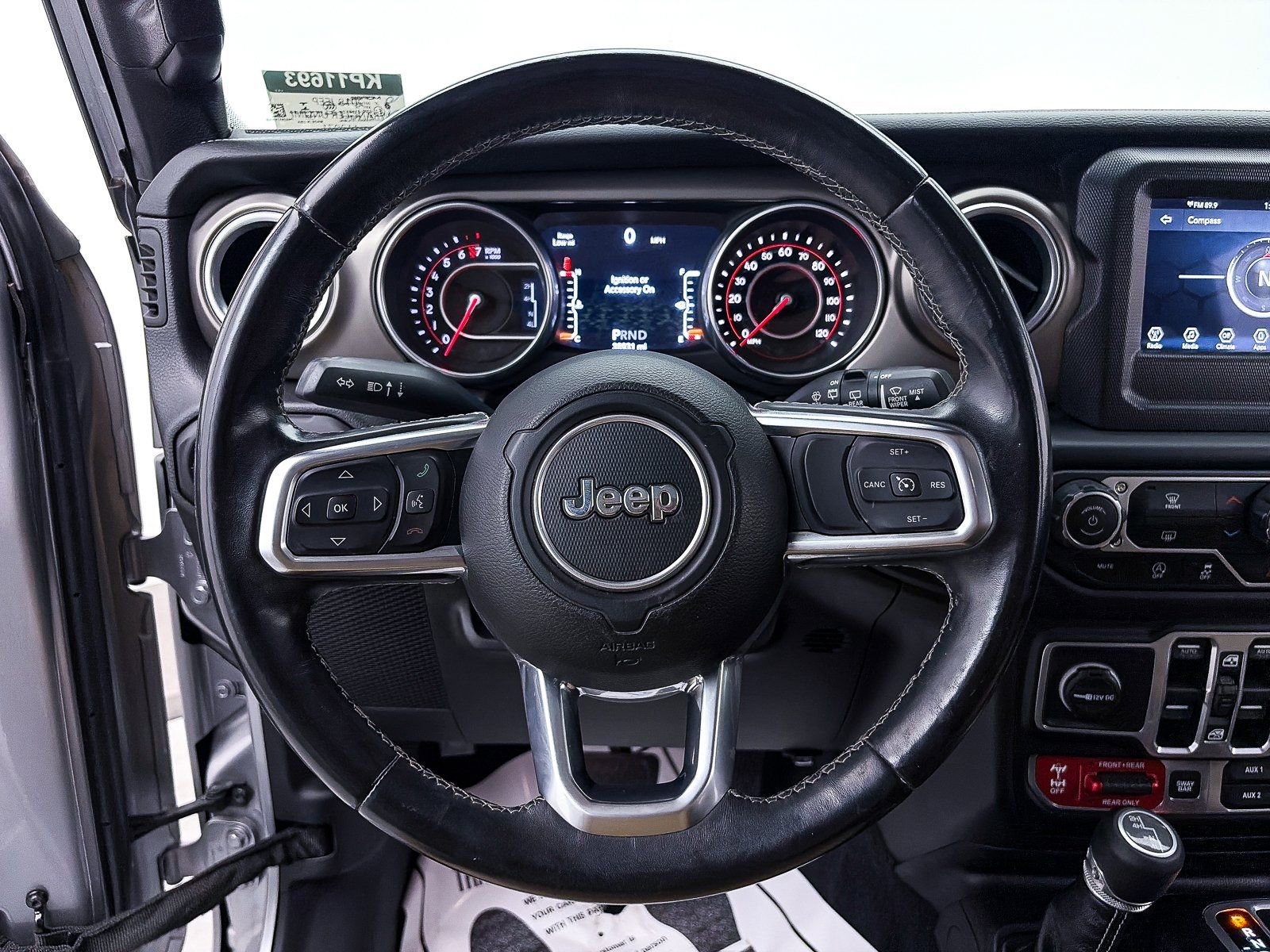 Used 2018 Jeep Wrangler Unlimited Rubicon w/ Steel Bumper Group image 26