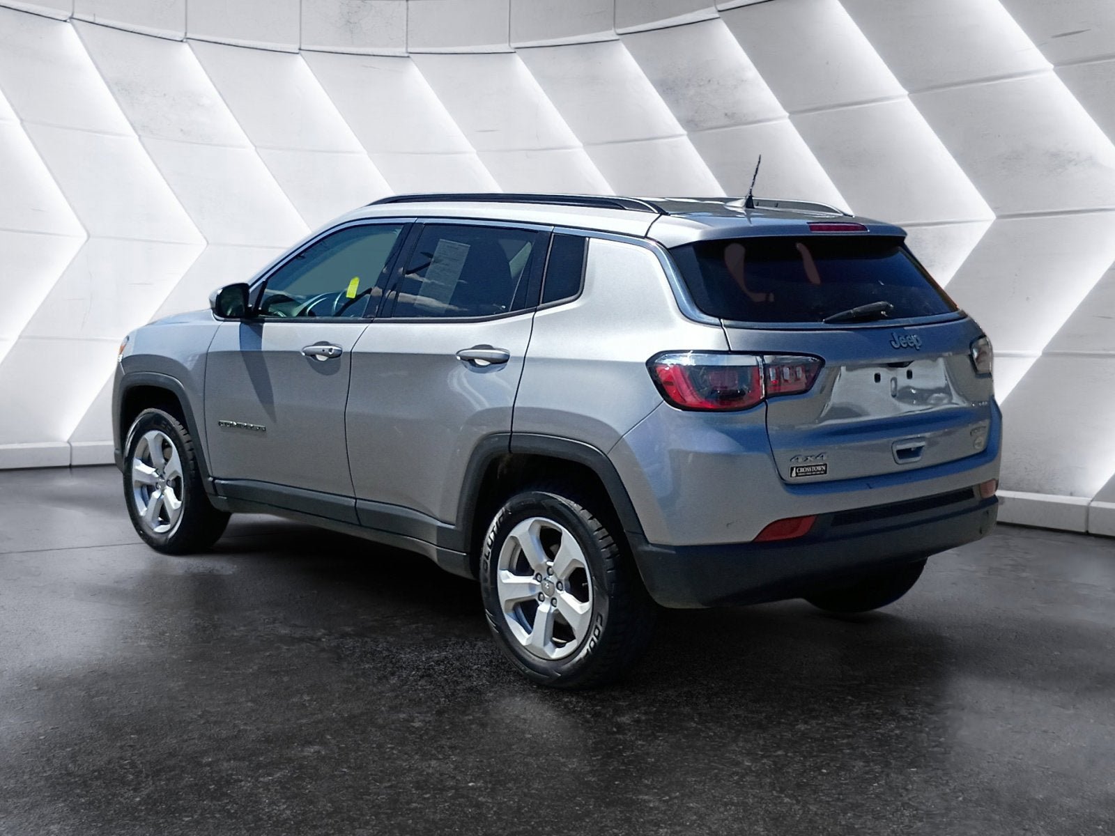 Certified 2019 Jeep Compass Latitude w/ Popular Equipment Group AWD/4WD image 4