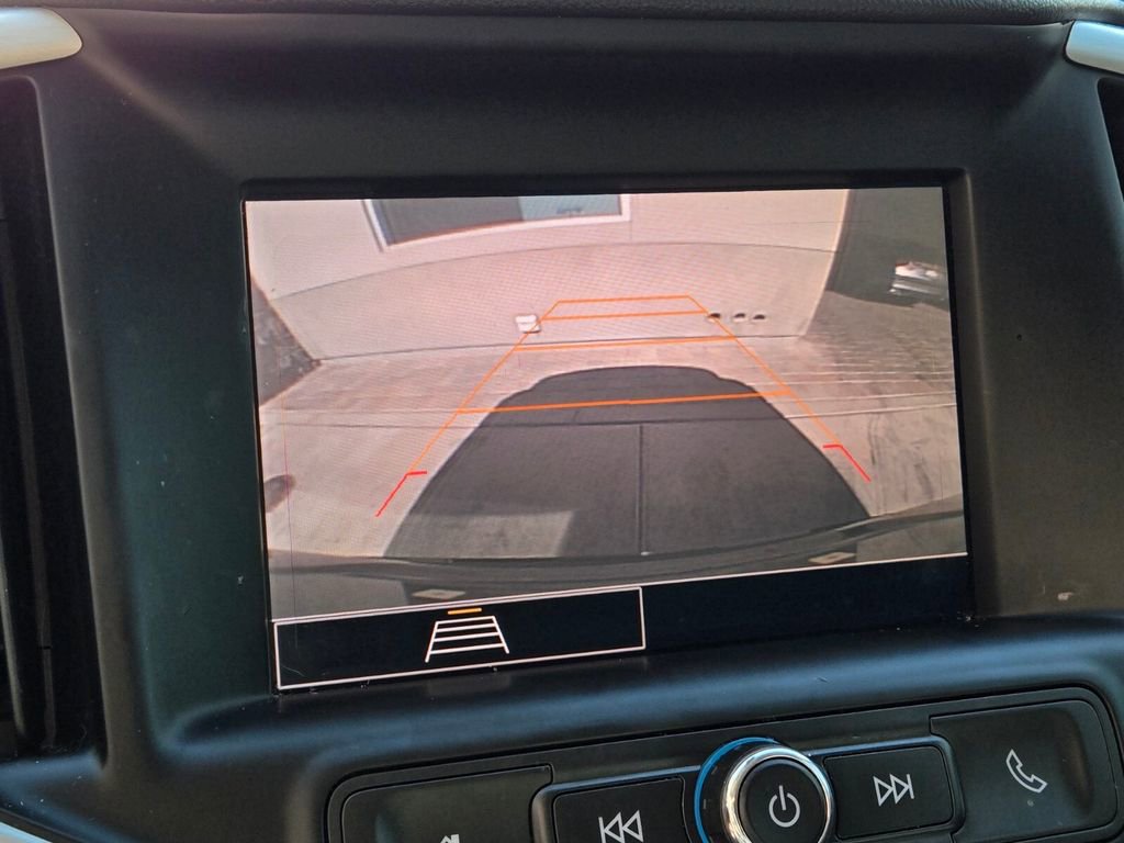 Used 2023 GMC Terrain SLE FWD image 11