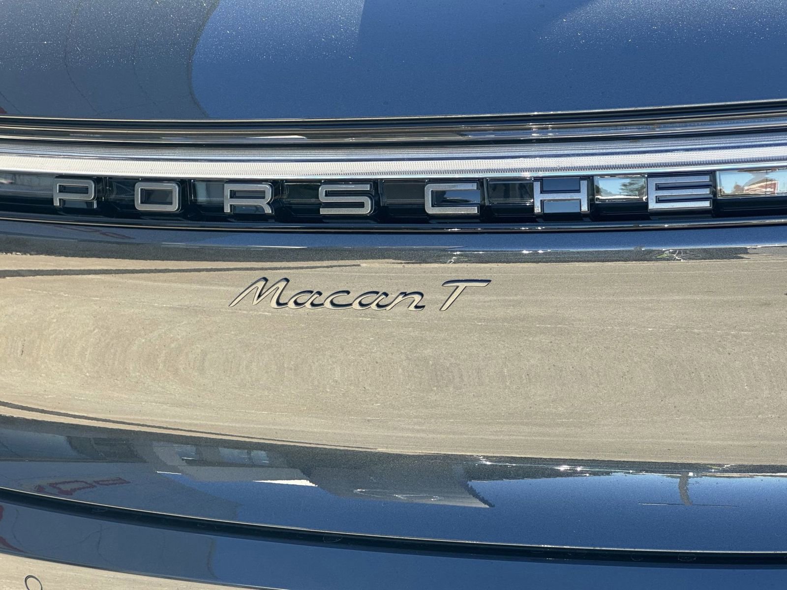 New 2026 Porsche Macan Turbo AWD/4WD image 14