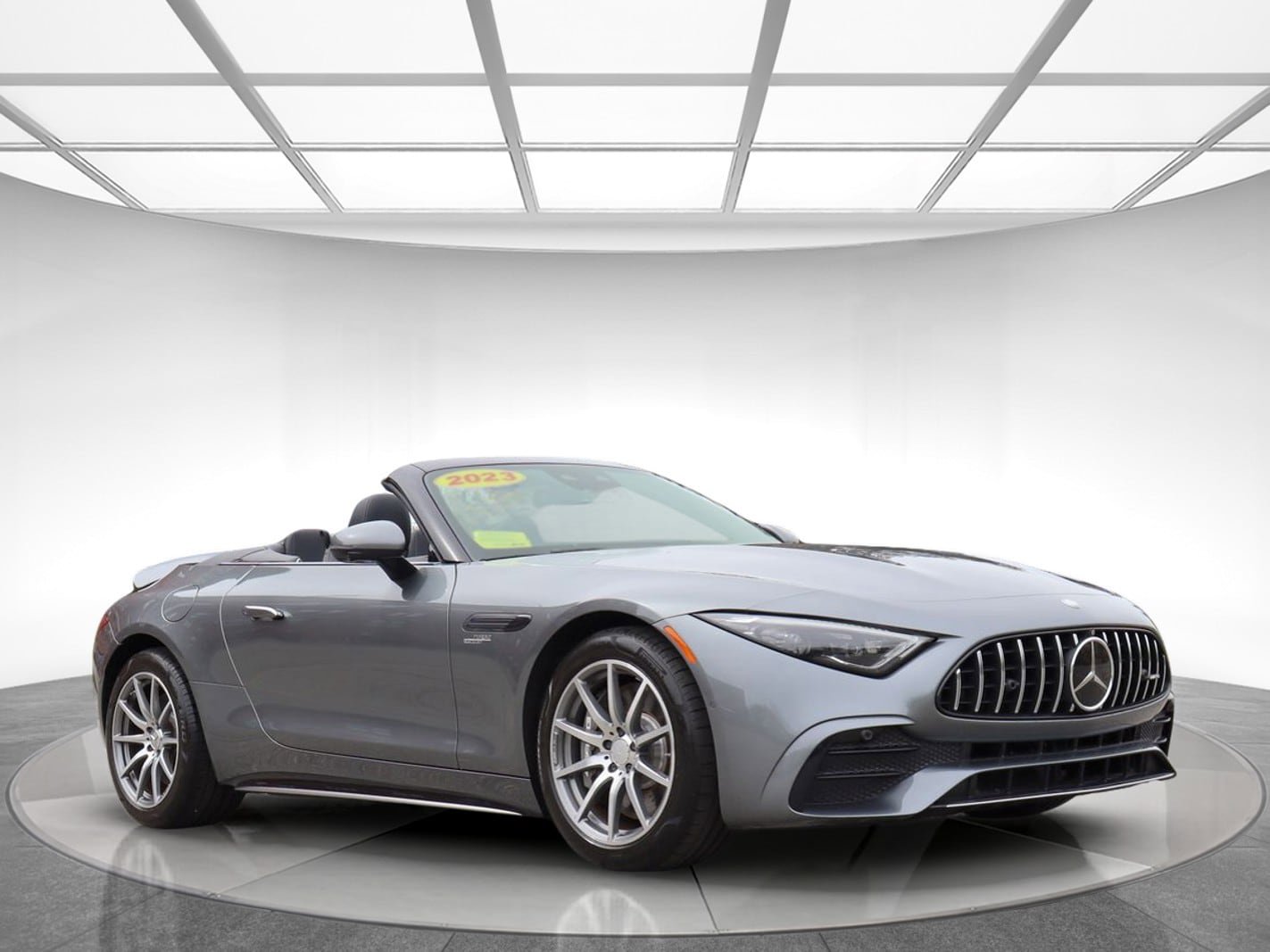 Used 2023 Mercedes-Benz SL 43 AMG image 3