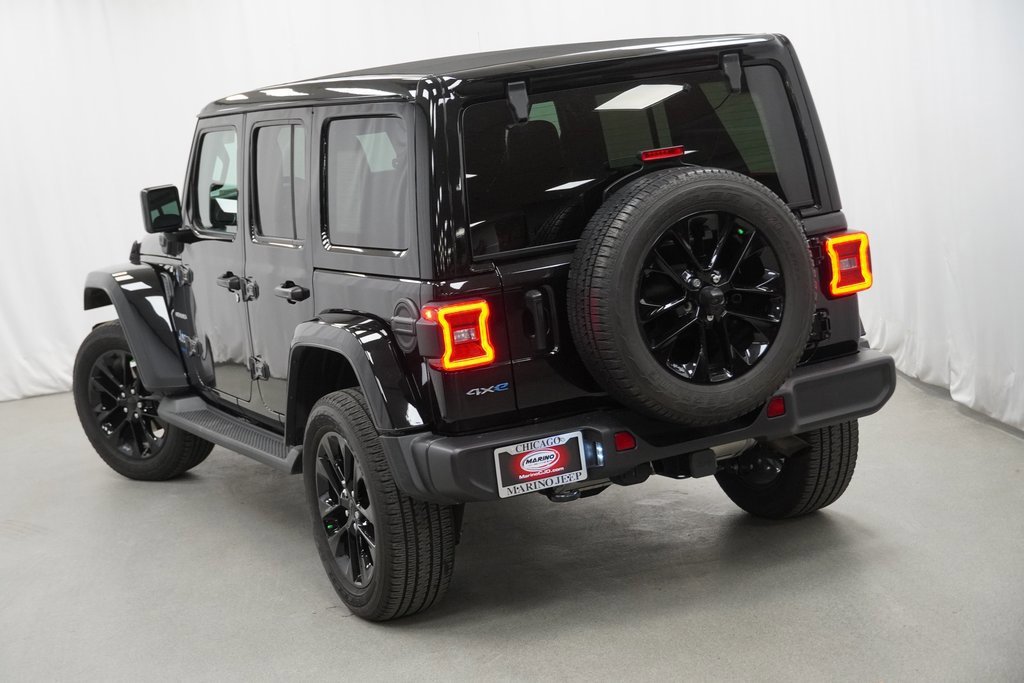 Certified 2021 Jeep Wrangler Unlimited Sahara w/ Cold Weather Group image 13