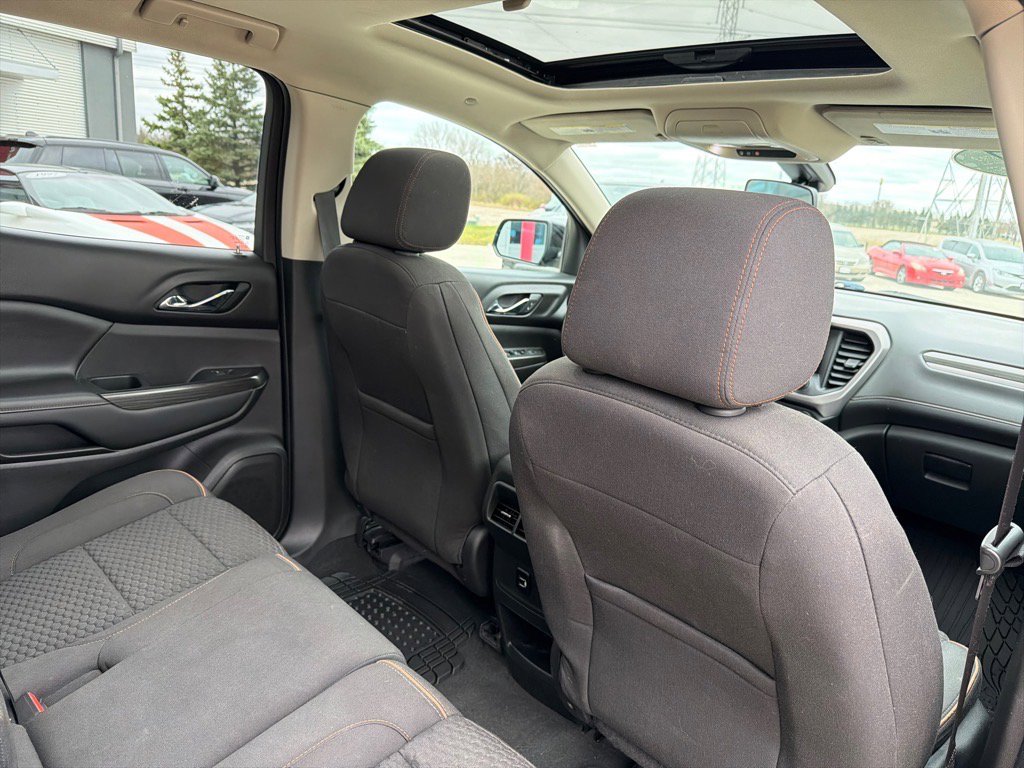 Used 2017 GMC Acadia SLE w/ Driver Alert Package I image 21