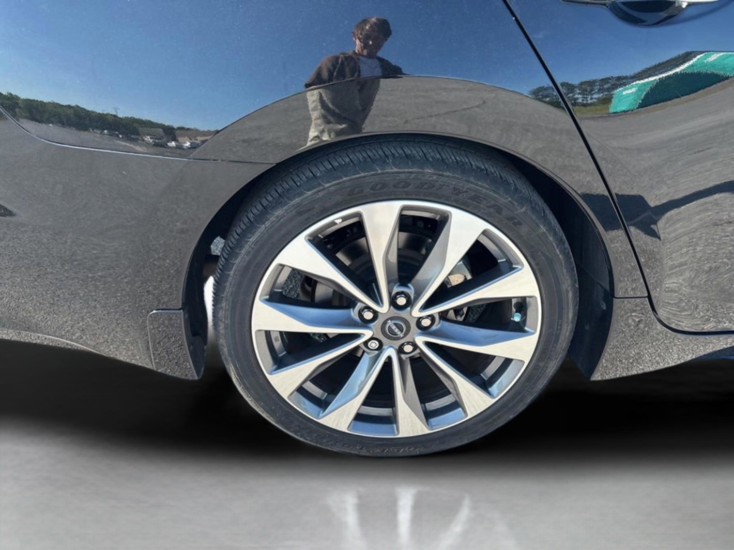 Used 2023 Nissan Maxima Platinum w/ Sport Mat Group image 47